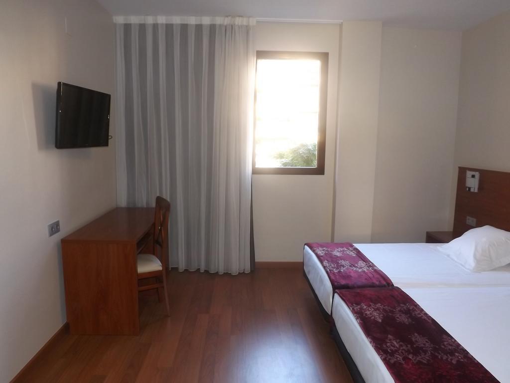 Hotel Reus Park Dış mekan fotoğraf